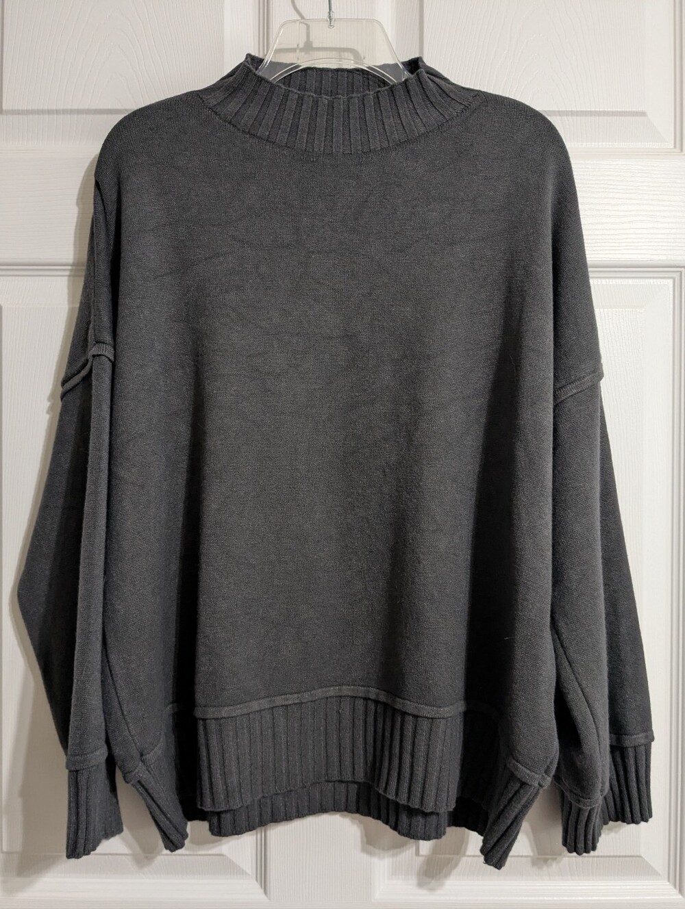 Suzy D London Women's Sweater